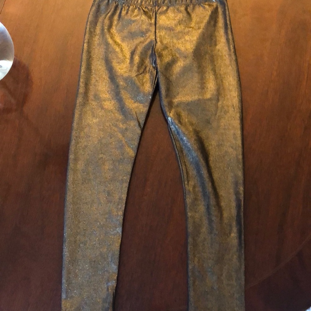 Super Cute Metallic leggings